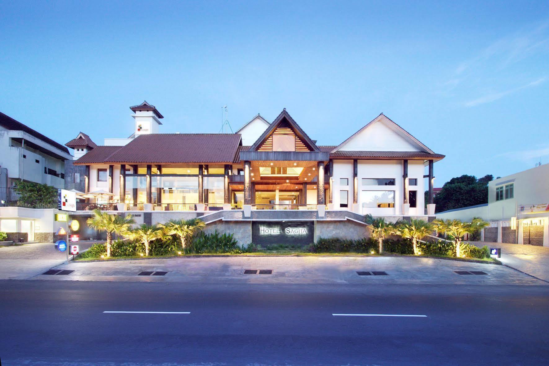 Hotel Horison Sagita Balikpapan Esterno foto